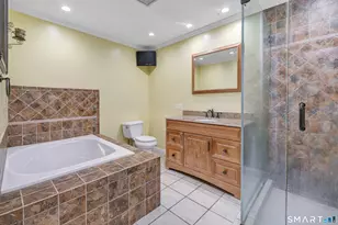 12 Hawthorne Dr, Norwalk, CT 06851 - Photo 12