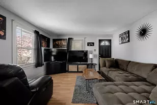 17 Layton St, West Hartford, CT 06110 - Photo 12