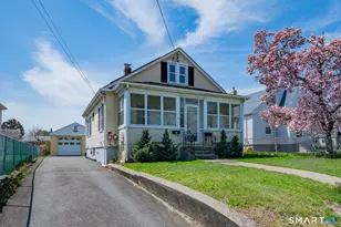 17 Layton St, West Hartford, CT 06110 - Photo 4