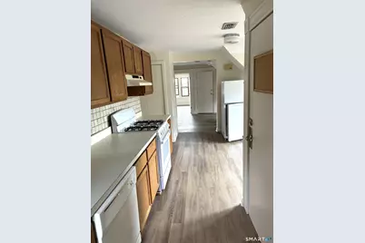 1310 Stanley Street #3rd floor, New Britain, CT 06052 - Photo 4