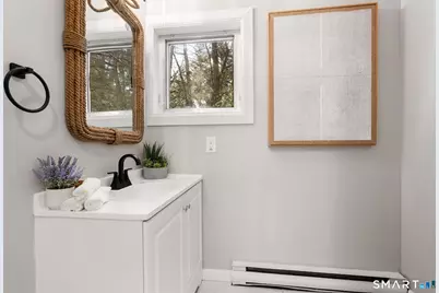 8 Spruce Street, Old Lyme, CT 06371 - Photo 20