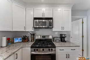 48 Meritine Ave, Stratford, CT 06614 - Photo 12