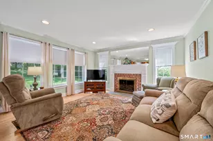 386 Georgetown Dr, Watertown, CT 06795 - Photo 8