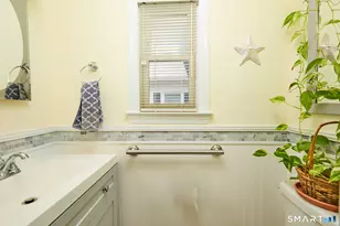 184 Pauline St, Stratford, CT 06615 - Photo 20