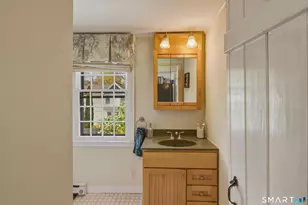 48 State St, Guilford, CT 06437 - Photo 32