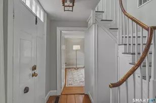 48 State St, Guilford, CT 06437 - Photo 2