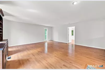 176 Stonehouse Road, Trumbull, CT 06611 - Photo 6
