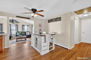 51 Roosevelt Blvd, Enfield, CT 06082 - Photo 14