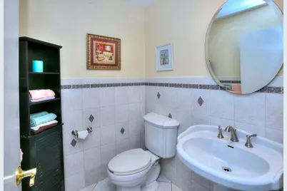 100 Wolfpit Avenue #17, Norwalk, CT 06851 - Photo 10