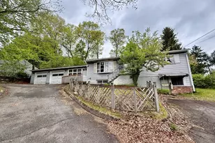 403 Woodtick Rd, Waterbury, CT 06705 - Photo 2