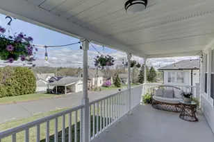 19 Hickory St, Plymouth, CT 06786 - Photo 10