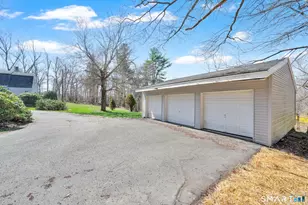 28 Gulf Rd, Stafford, CT 06076 - Photo 4