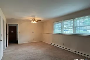 92 Founders Village, Clinton, CT 06413 - Photo 10