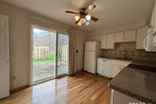 92 Founders Village, Clinton, CT 06413 - Photo 14