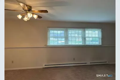 92 Founders Village #92, Clinton, CT 06413 - Photo 4