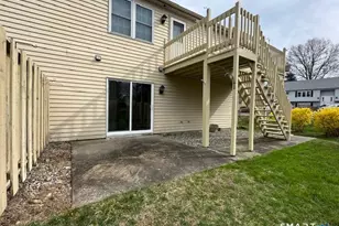 92 Founders Village, Clinton, CT 06413 - Photo 6