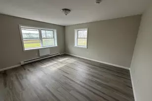 810 Atlantic St, Bridgeport, CT 06604 - Photo 2