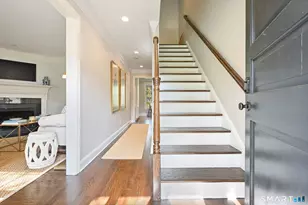 72 Summer St, New Canaan, CT 06840 - Photo 4
