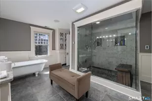 720 Spring St, Manchester, CT 06040 - Photo 18