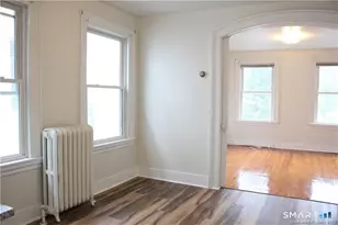 34 Cottage St, New Haven, CT 06511 - Photo 4