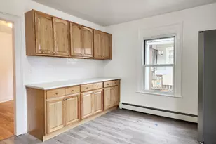 202 Harral Ave, Bridgeport, CT 06604 - Photo 4