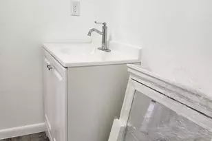 202 Harral Ave, Bridgeport, CT 06604 - Photo 6