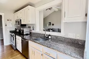 377 Piute Ln, Stratford, CT 06614 - Photo 1