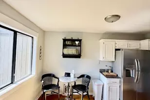 377 Piute Ln, Stratford, CT 06614 - Photo 2
