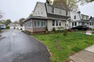 16 Shoreham Rd, New Haven, CT 06512 - Photo 2
