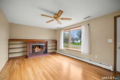 10 Nevins Avenue, Enfield, CT 06082 - Photo 4