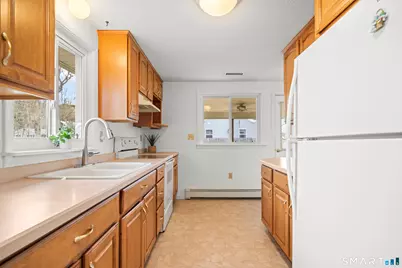 10 Nevins Avenue, Enfield, CT 06082 - Photo 8