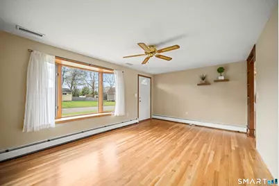 10 Nevins Avenue, Enfield, CT 06082 - Photo 12