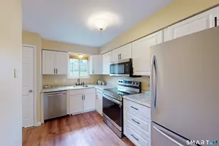 10 Monika Ln, Brookfield, CT 06804 - Photo 16