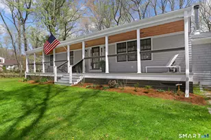208 wildflower Ln, Fairfield, CT 06824 - Photo 2