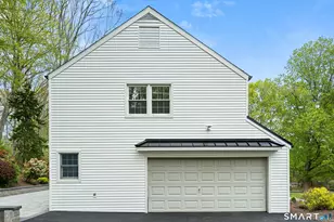 200 Joan Dr, Fairfield, CT 06824 - Photo 8