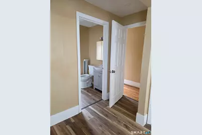 19 Goff Street, Meriden, CT 06451 - Photo 6