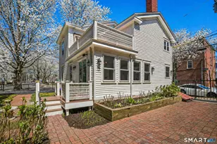 216 St John St, New Haven, CT 06511 - Photo 4