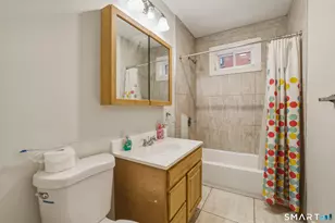 62-64 Edgewood St, Hartford, CT 06112 - Photo 22