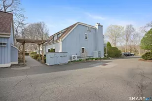 291 Heritage Vlg, Southbury, CT 06488 - Photo 4