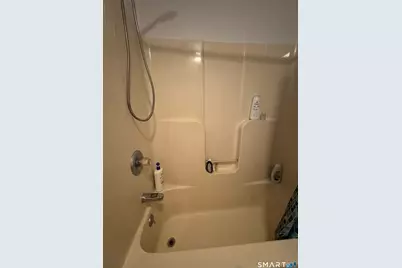 15 Harriet Street, Norwich, CT 06360 - Photo 8