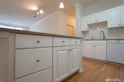 25 Adams Avenue #112, Stamford, CT 06902 - Photo 8