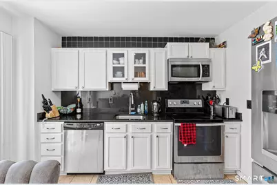 193 Abbotsford Avenue #193, West Hartford, CT 06110 - Photo 8