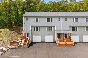 455R Sherman Ave, Hamden, CT 06514 - Photo 18
