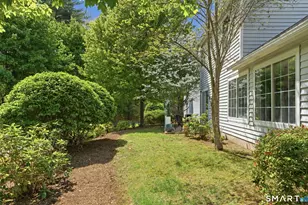 32 Southbridge Ct, Simsbury, CT 06070 - Photo 38