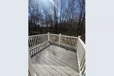 527 West Thames Street #30, Norwich, CT 06360 - Photo 4