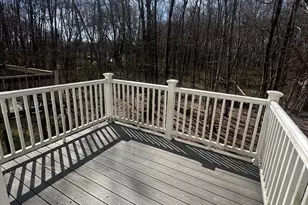 527 West Thames St, Norwich, CT 06360 - Photo 4