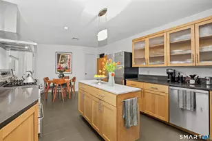 185 Valley Rd, Greenwich, CT 06807 - Photo 18