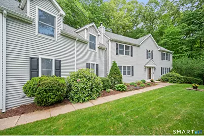 31 Grant Drive, Avon, CT 06001 - Photo 2