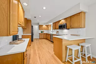 31 Grant Dr, Avon, CT 06001 - Photo 10