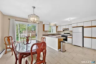 20 Lowell Rd, West Hartford, CT 06119 - Photo 12